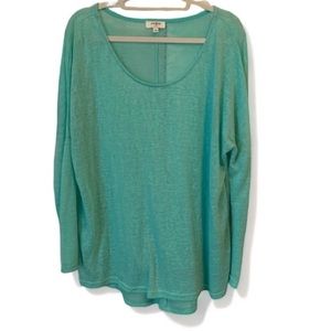 UMGEE Ladies Long Sleeve Lightweight Top With Scoop Neck Size Large EUC